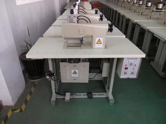 Máquina de coser encaje ultrasónico para cortar cinta (CE)